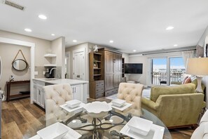 Interior - 951 Cutter Court ~ Harbour Town Views! (Hilton Head Island)