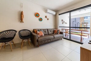 Apartment | Living area - Apto Póximo a Praia - Destino BSM 106 A (Barra de São Miguel)