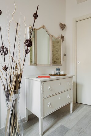 Apartment - Top Clean Charming Darsena Navigli District (Milan)