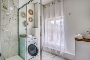 Hair dryer, towels - Le Terracotta - Au cœur du centre-ville (Bordeaux)