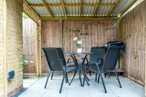 House - Family-friendly 3BR Home London N17 Sleeps 8 (London)
