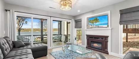 Smart-tv en een open haard