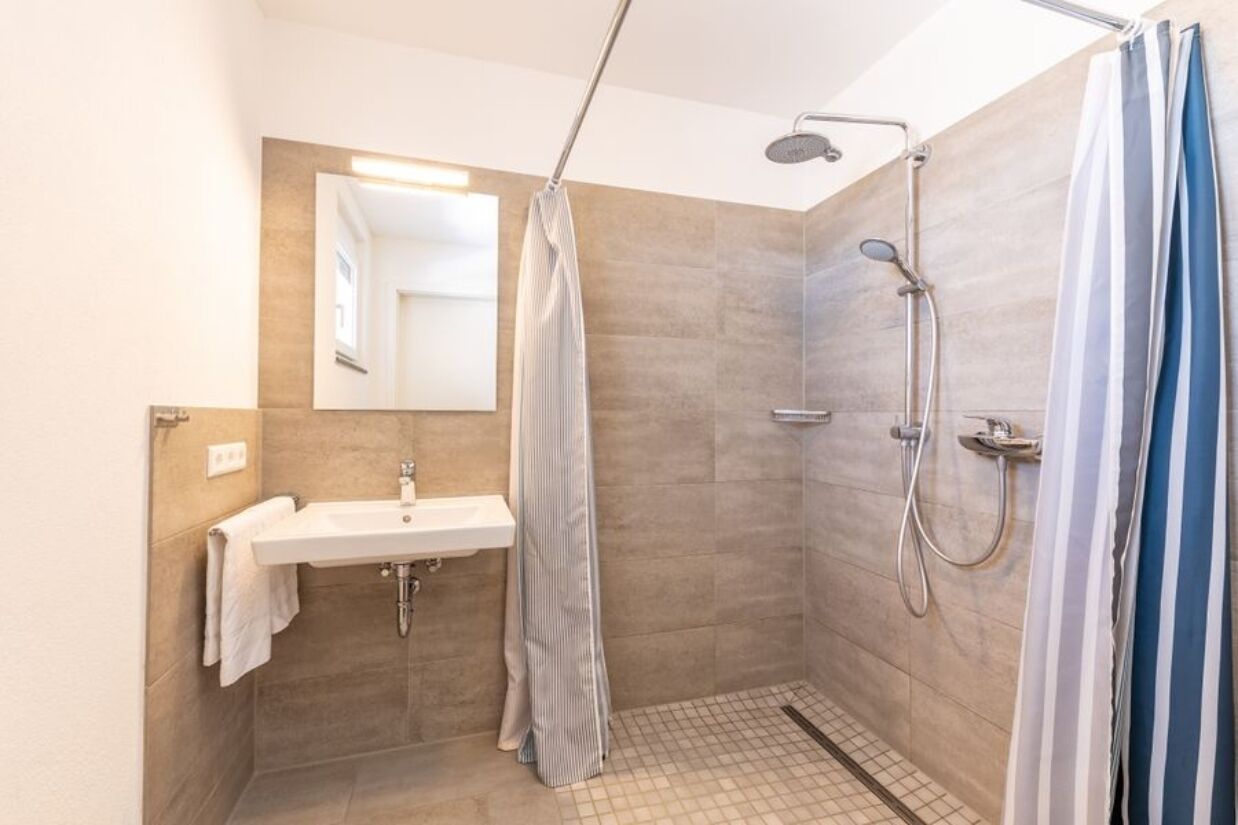 公寓客房, 陽台 | 浴室