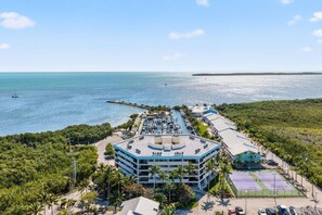 Exterior - Kawama, Key Largo, Oceanfront Stay, Marina & Pool (Key Largo)