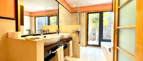 3 bedrooms