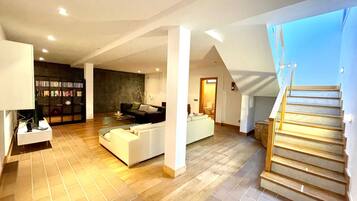 House, Smoking | 3 bedrooms