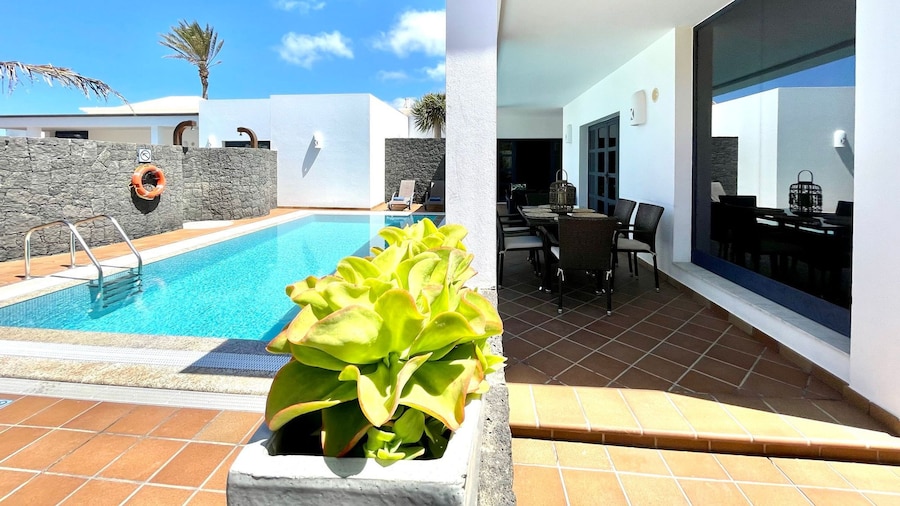 Your Island Villa Mamma Mia 1