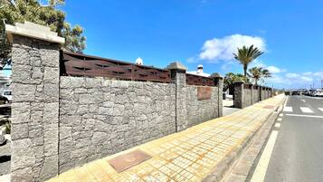 House, Smoking | 3 bedrooms