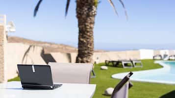 Estúdio, para fumantes