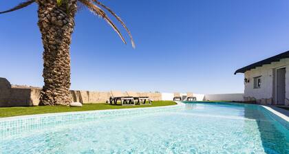 Oasis Tenerife Studio 2