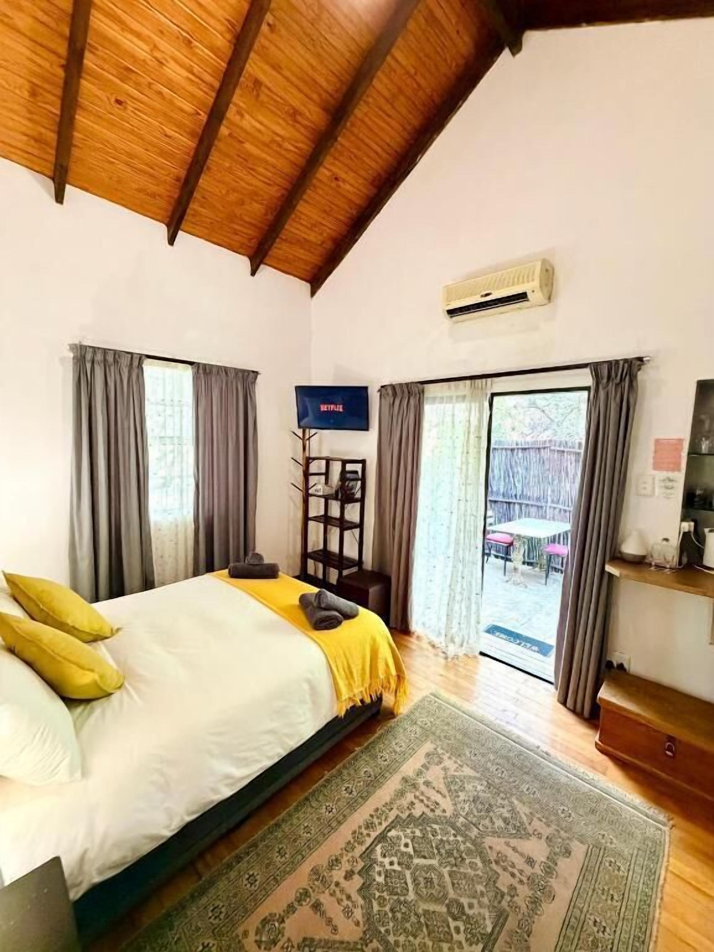 Deluxe Double Room, Patio, Garden View | Free WiFi