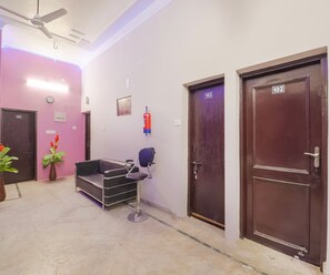 Interior - Hotel O Singar Nagar Metro Station (Lucknow)