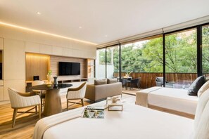 In-room safe, blackout curtains, iron/ironing board, free WiFi - M217 by Zen Living (Mexico City)