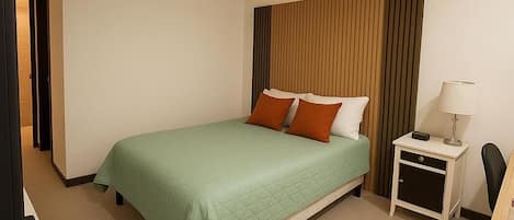 Bügeleisen/Bügelbrett, kostenloses WLAN