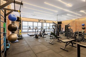 Fitness facility - Next to the mall with rooftop pool | #SG05 (Florianópolis)