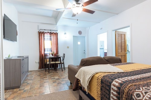 Mount Peasant  St John’s Antigua - Boutique Garden Apartment