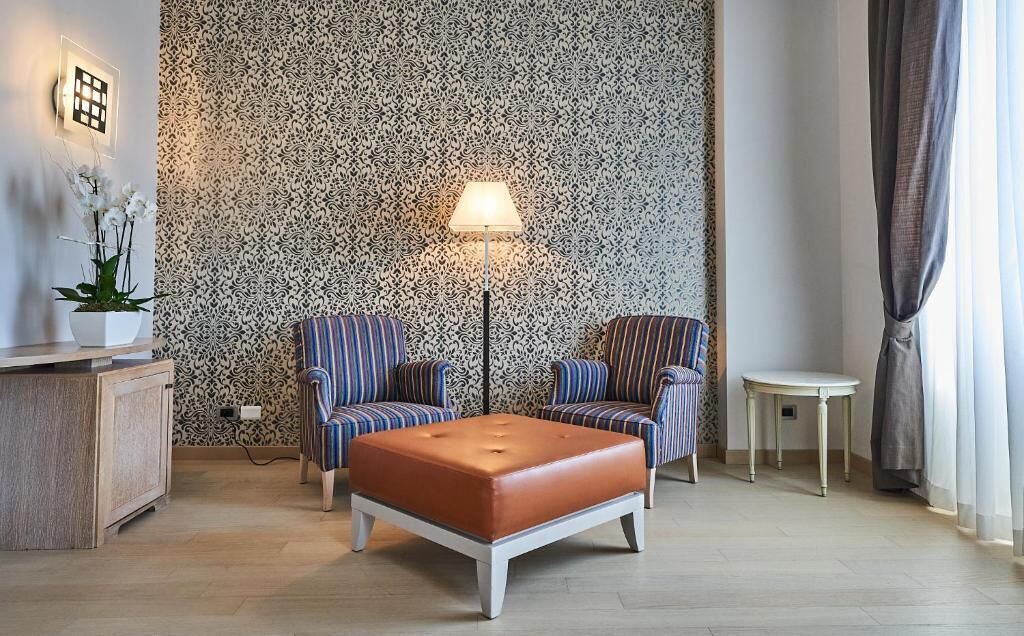 Suite, vista città | Interni