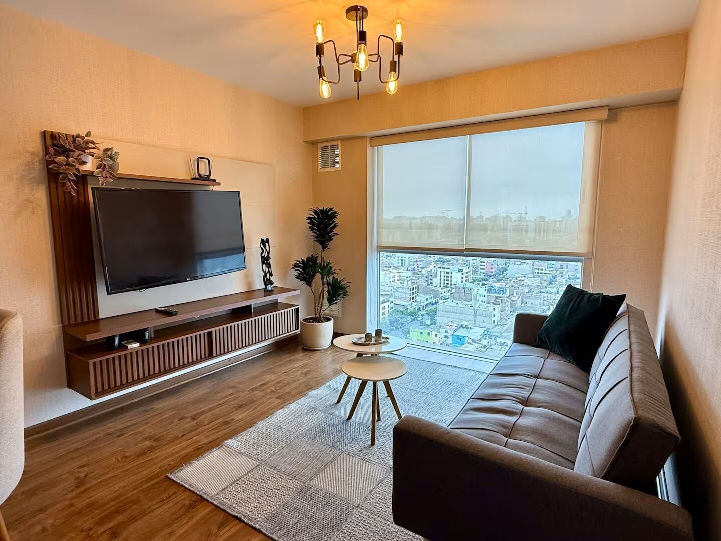 クラシック アパートメント バルコニー シティビュー | リビング エリア