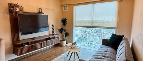 Classic Apartment, Balcony, City View | Living area