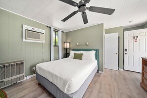 Iron/ironing board, WiFi, bed sheets - Wonderful 1 standard room hotel with AC in tranquil Hendersonville (Hendersonville)