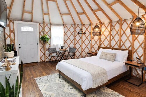 Cardinal Yurt-Salle de bain privée-Standard-Yourte