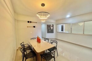 Dining - Beach Sand - Apartment with Sensational View (Guarapari)