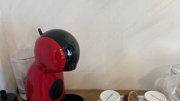 Kaffee und/oder Kaffeemaschine