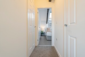 Interior - City Haven Liverpool | 3BR w/ Parking (Merseyside)
