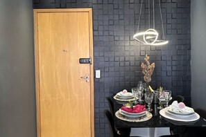 Dining - AP 1003 - Laranjeiras Residence with Air Conditioning and Swimming Pool (Serra)