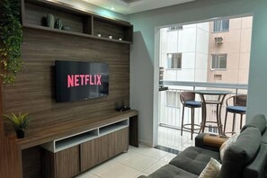Living area - AP 803 - Laranjeiras Residence Air Conditioning and BBQ Grill (Serra)