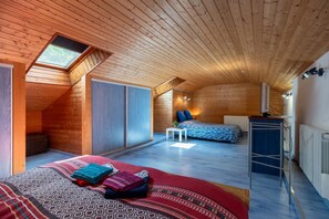 4 Schlafzimmer, Bügeleisen/Bügelbrett, WLAN, Bettwäsche