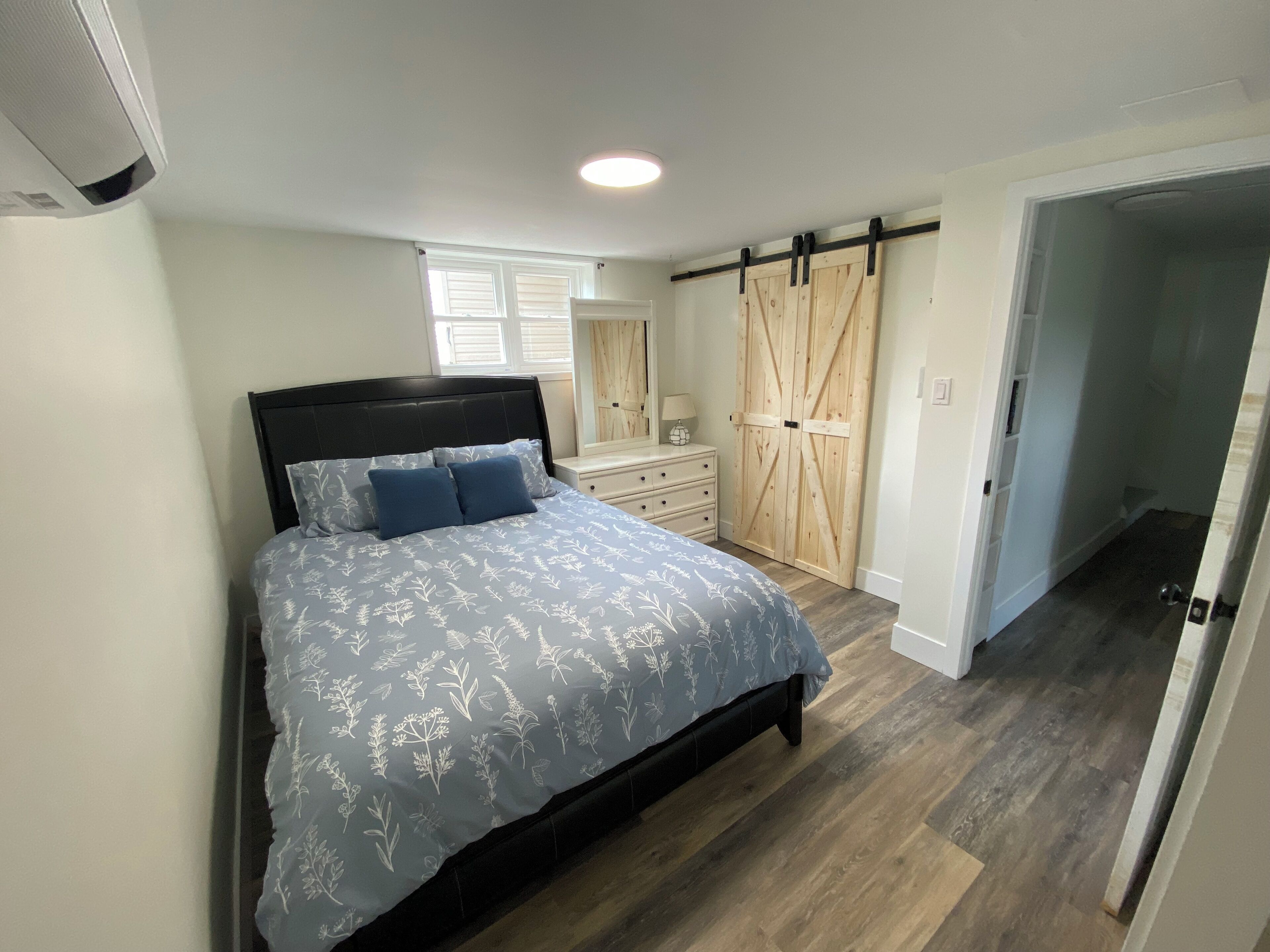 3 chambres, accès au Wi-Fi (inclus), literie fournie