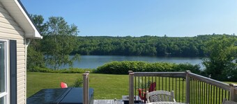 Quiet Waterfront Cottage w/ Hot Tub, River View & Access only 2 min to Boat Ramp