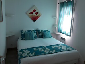 Room - Charming Mazet in Secure Residence with Pool near Alpilles and Town Center (Saint-Rémy-de-Provence)