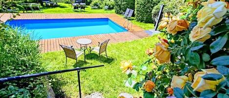 Seasonal outdoor pool