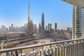 Property grounds - Burj Khalifa View l Pool, Gym & Downtown Ease (Zaa'beel Second)