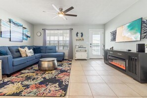 TV - Wendwood Condo II | Public Beach Access | 2BR 2BA Sleeps 6 | PCB (Panama City Beach)