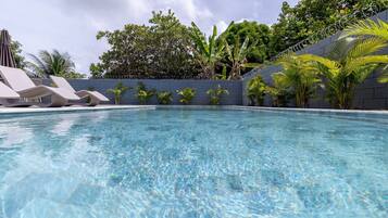 Apartment | Pool | Outdoor pool