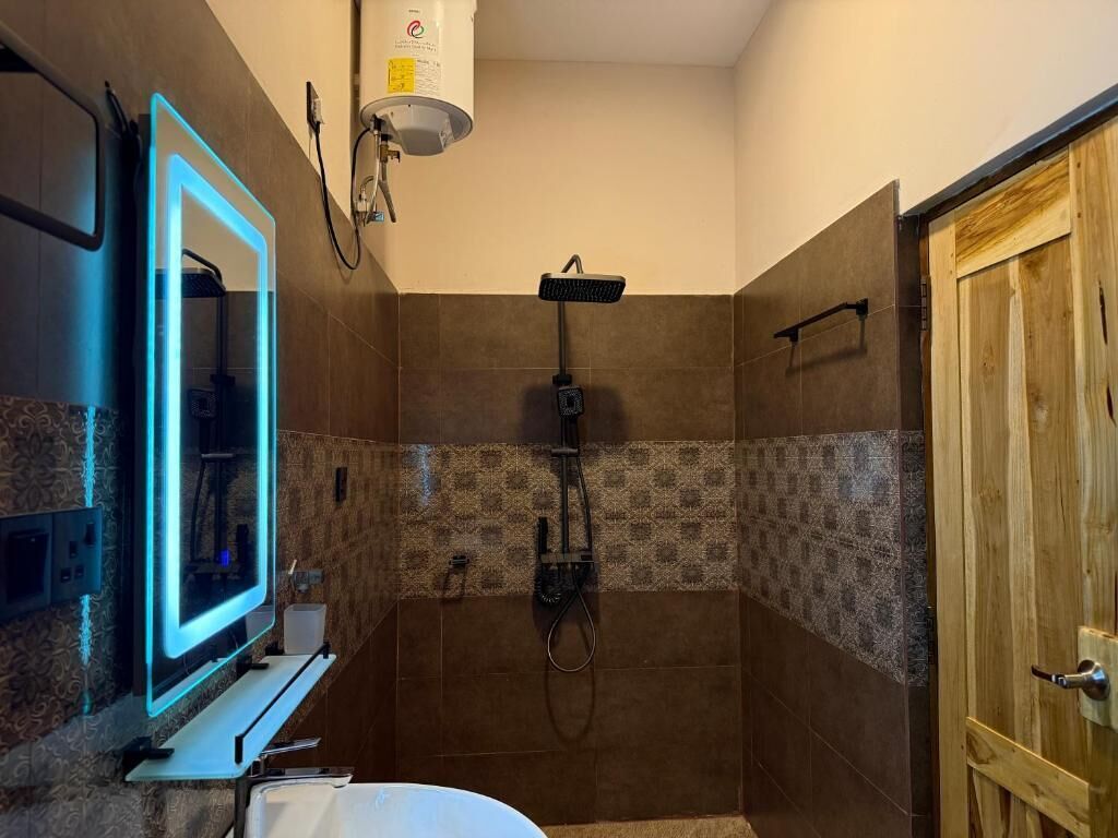 Family Villa, 2 Bedrooms, Garden View | Bathroom | Free toiletries, hair dryer, soap, shampoo