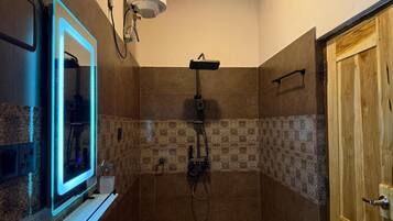 Family Villa, 2 Bedrooms, Garden View | Bathroom | Free toiletries, hair dryer, soap, shampoo