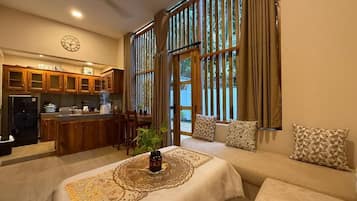 Familienvilla, 2Â Schlafzimmer, Gartenblick | Innenbereich