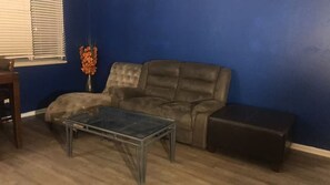 Living area - Cozy 3BR/2BA Home Perfect Base for Denver & Boulder Adventures (Broomfield)