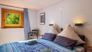 1 chambre, fer et planche à repasser, Wi-Fi, draps fournis