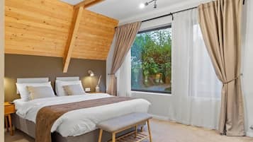 Chalet, 3 Bedrooms, Air conditioning, Valley View | Iron/ironing board, free WiFi