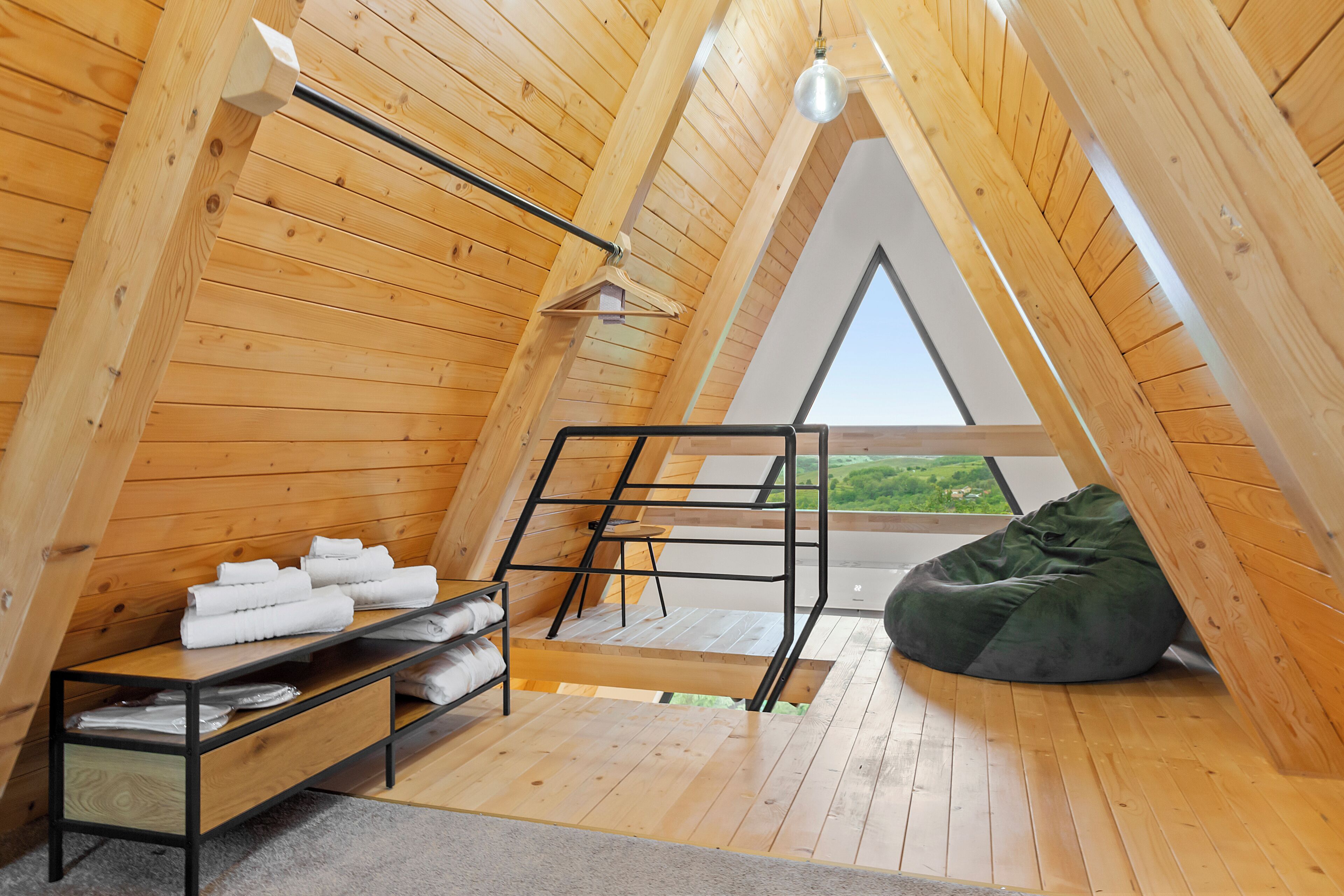 Chalé, 3 quartos, ar-condicionado, vista para o vale | Roupas de cama premium