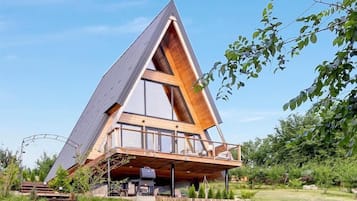 Chalet, 3 Bedrooms, Air conditioning, Valley View | Exterior