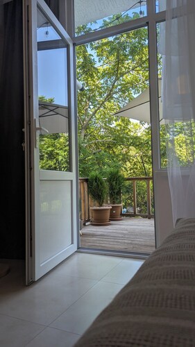 The Leafy Terrace Flat