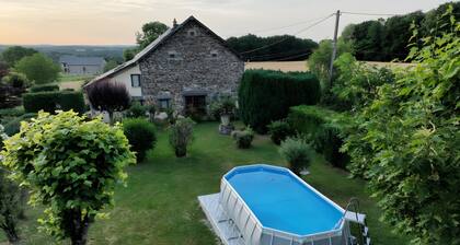 Gîte la Servolle – Family Home with Pool, Near Karting and UNESCO Sites