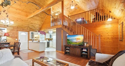 Wildcat Retreat, Cozy Norris Lake Cabin Getaway