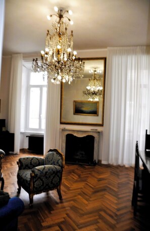 Imagen sin descripción, 4 de 11, botón